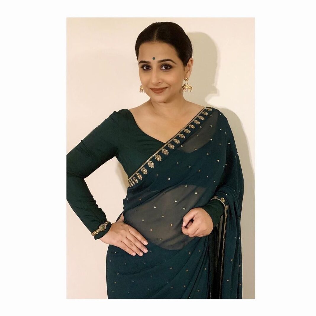 Vidya Balan Instagram - Tonight for a special #MissionMangal screening for #BMC Outfit - @krupakapadialabel Makeup - @shre20 Hair - @bhosleshalaka Styled by - @who_wore_what_when