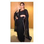Vidya Balan Instagram - For Anavila Mishra’s show at #LFW , Saree @anavila_m Dupatta @rickroyco Hair and Make by - @subbu28 Styled by @who_wore_what_when