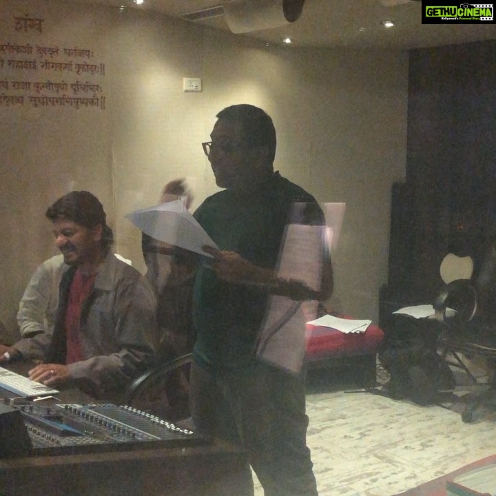 Vidya Balan Instagram - Dubbing in a language you are not conversant in ...makes you imitate even hand gestures ... in the hope that maybe that will help you get it right π...i love the process π. Thank you #Suri and all the amazing language supervisors i worked with ystdy ππ... n #Anu who is seated & smiling is our patient & ever smiling sound engineer π€©...n #saurabhghosh thank you for its always so easy to work with you π. Lastly @sandhu_aditi what would i do without you !? πβ₯οΈ.