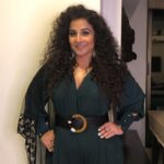 Vidya Balan Instagram - Happy Happy Happy 2019 ☀️💥⭐️🤩🌈🤗♥️🥰😇💃🏻🕺🏻!!