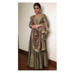 Vidya Balan Instagram - Out tonight 💥 in Outfit @punitbalanaofficial Hair @bhosleshalaka Make Up @shre20 Styled by @who_wore_what_when