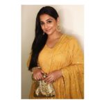 Vidya Balan Instagram – Kick started the festive season tonight 💥💥in an 
Outfit – @Faabiianaofficial
Earrings and ring – @sencogoldanddiamonds 
Potli – @thepinkpotli 
Hair – @bhosleshalaka
Make Up – @shre20 
Styled by – @who_wore_what_when