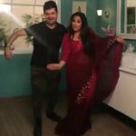 Vidya Balan Instagram – Hahaha…Behind the scenes masti with @dabbooratnani @dabbooratnanistudio 💃🏻💃🏻…..shot by @manishadratnani 🙂.