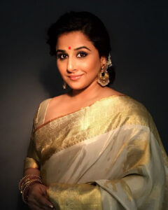 Vidya Balan Instagram - For Sonam & Anand’s wedding reception 🙂. Make-up: @shre20 Hair: @the.mad.hair.scientist Stylling: @who_wore_what_when