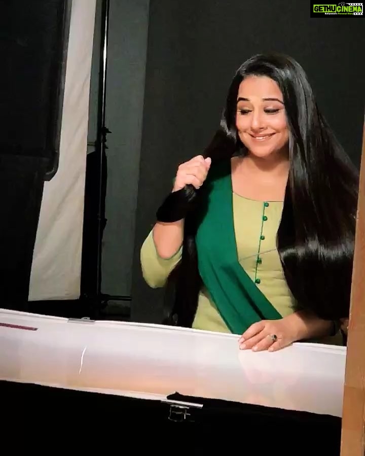 Vidya Balan Instagram - Balan ya Baal-an ?!! 🤔😜