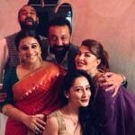 Vidya Balan Instagram - Met my forever favourite co-actor, Sanjay Dutt tonight ❤️ and ... Happy Diwali to you all 💥✨💫!!