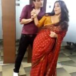 Vidya Balan Instagram - Yay! #TumhariSuluTrailer is out! @manavkaul #MainKarSaktiHai (Trailer Link in my Bio)