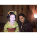 Vidya Balan Instagram - #Throwback to my Japan trip in March this year. Was most fascinated by this young geiko (entertainer ) in Gion Kobu area of Kyoto 🙂. Kyoto, Japan