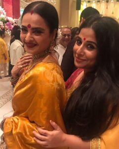 Vidya Balan Instagram - With the ever so gorgeous Rekha ji at Ganesh Chaturthi celebrations last evening ❤️😍😘💌!!!