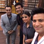 Vidya Balan Instagram - On the sets of Master chef India..Cooking up a ' Story' called Kahaani-2 🍲🍲!!