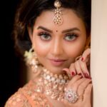 Vidya Pradeep Instagram - 🧡☺️ Makeup&hair : @vijiknr Jewelery: @bronzerbridaljewellery Saree: @kuzhalisilk Blouse : @moksh_blouse_studio Photography: @camerasenthil