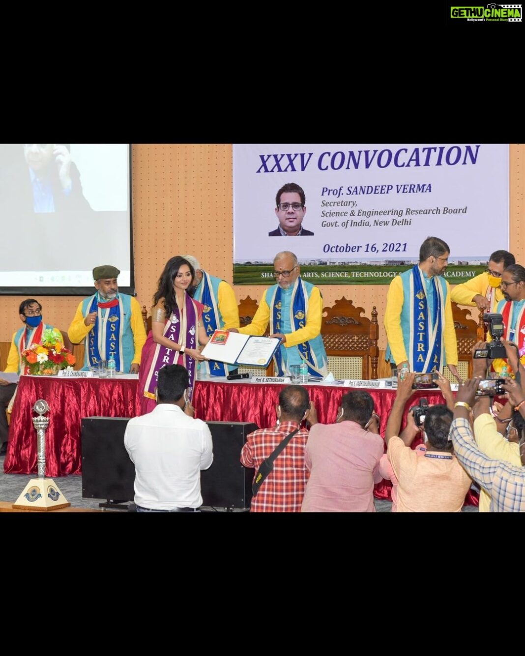 Vidya Pradeep Instagram - An emotional convocation ceremony and celebration: Holding a Doctorate degree in Stem cell biology (specialized in Ocular Stem cells) - An emotional journey of years of hard work, patience, perseverance and determination. I thank my Gurus, my Guide, Co-guide, Scientists, Clinicians and all who have guided and supported me throughout the journey in making my dream come true. I thank Sankara Nethralaya Eye hospital, Sastra University and all my dear friends and colleagues. Being an actor and a scientist simultaneously was extremely challenging, but at the end of the day, having a doctorate degree is worth all the pain, hard work, sacrifices and sleepless nights. While sharing these pics, i would like to inform my friends and well wishers that i have been offered a post-doc Scientist position in the US and will be moving next year. Seeking all your blessings and wishes as always. I'm forever grateful for all your love and support🙏 #vidyapradeep