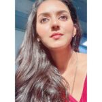 Vidya Pradeep Instagram - 🌞“Take a deep breath in, Feel the sun on your soul. Start fresh today, Make peace your goal!” #instaquotes