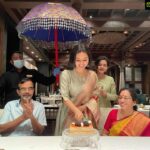Vidya Pradeep Instagram – Birthday with family😇💛🤗Grateful🙏