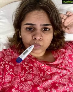 Vidyulekha Raman Instagram - My Thala Pongal is looking positive 😅🤒
I tested 5 days back and have been under house quarantine. Sanju has isolated himself as well and he is negative 😊 
A Pongal we won’t forget! Thanks a ton @iwascooking for the yummy Pongal room service 😅♥️ 
Mask up, maintain distance and stay safe everyone!