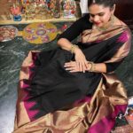 Vidyulekha Raman Instagram - Forever in love with Kancheevaram Pattu 🖤💗✨ My look for Navarathri Golu #Navarathri #Navarathrigolu #silksarees