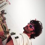 Vidyut Jammwal Instagram - Skillful pilots gain their reputation from storm and tempest… Try kite flying and set your mind attached to something that you can fly… #HappyRepublicDay