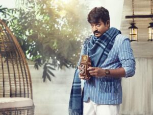 Vijay Sethupathi Instagram - ‪I’m happy to be a part of Manorama Online Celebrity Calendar mobile app 2019.‬ ‪Join with me & download : www.manoramaonline.com/calendar‬ ‪May you have a year that is filled with love, laughter, brightness & hope. ‬ ‪Wishing u all a HAPPY NEW YEAR 2019‬ ‪#malayalamanorama‬ ‪#celebritycalendar ‬