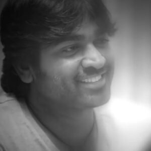 Vijay Sethupathi Instagram - #KaathalaeKaathalae single from #96Movie Watch in My Story 😍