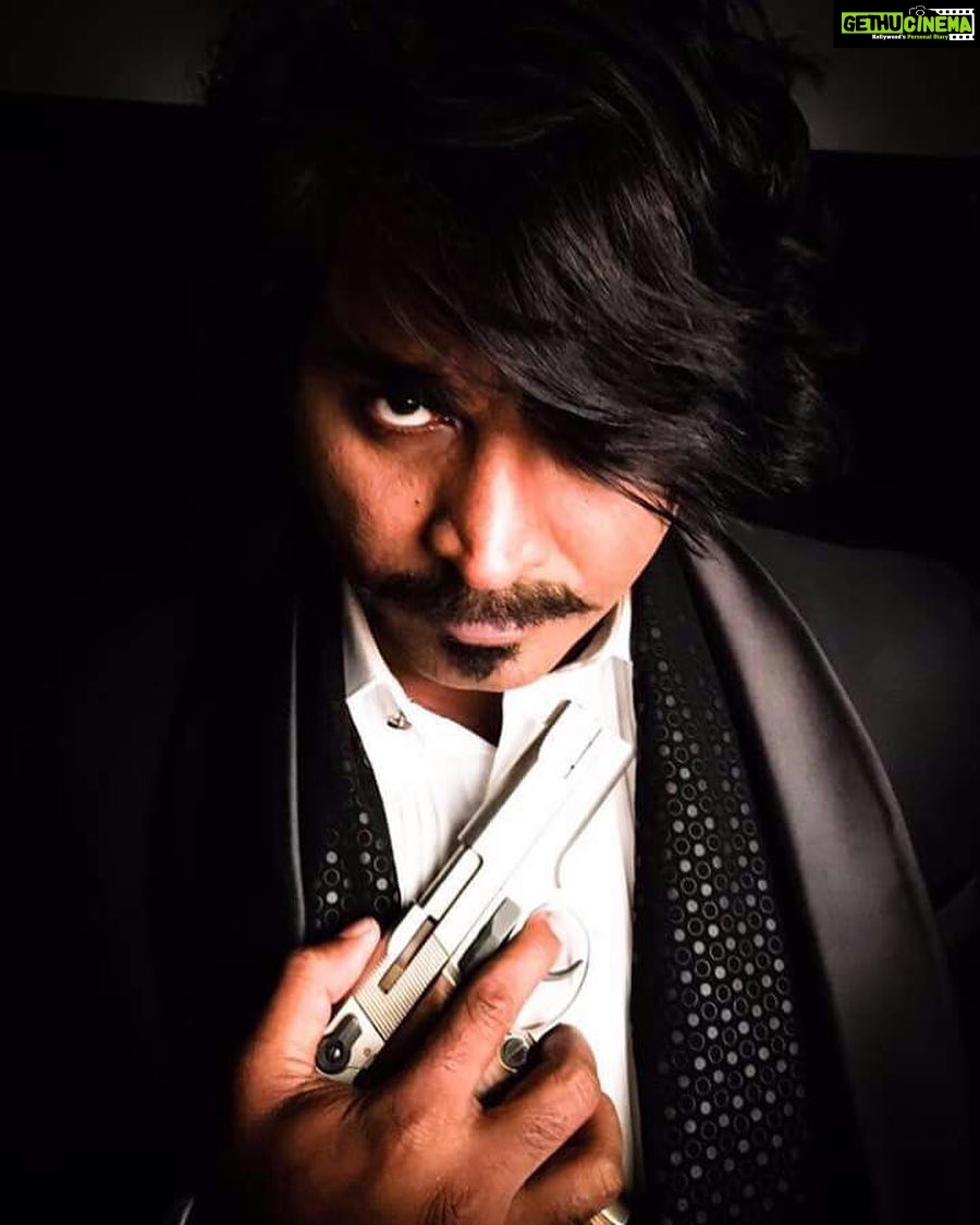 Vijay Sethupathi Instagram - Happy Deepavaliπππππππ
