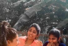 Vijayalakshmi Instagram - Aama oru kodiiii ppuuu 🤭 @kanithiru10 @niranjani_ahathian #instareels #tamilreels #sisters