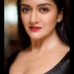 Vimala Raman Instagram – And here it is 2022 🎉 🥳#happynewyear2022 … wishing everyone an amazing year ahead with all the health and happiness ❤️😘🎆🙏🏻

Doesn’t go without thanking my lovelies for this pict 😘❤️🙏🏻 
#shootorganiser @rrajeshananda 
#photographer @camerasenthil 
#styling @labelswarupa 
#makeup @makeupibrahim 
#hairstylist @vijayaraghavan_hairstylist3133 
#assistance @yasinhairstylist 
#location @courtyardchennai 
.
.
.
#firstpost2020 #newyear #2022 #happynewyear #letsdothis #newbeginnings #positivity #actor #vimalaraman #lifeisbeautiful