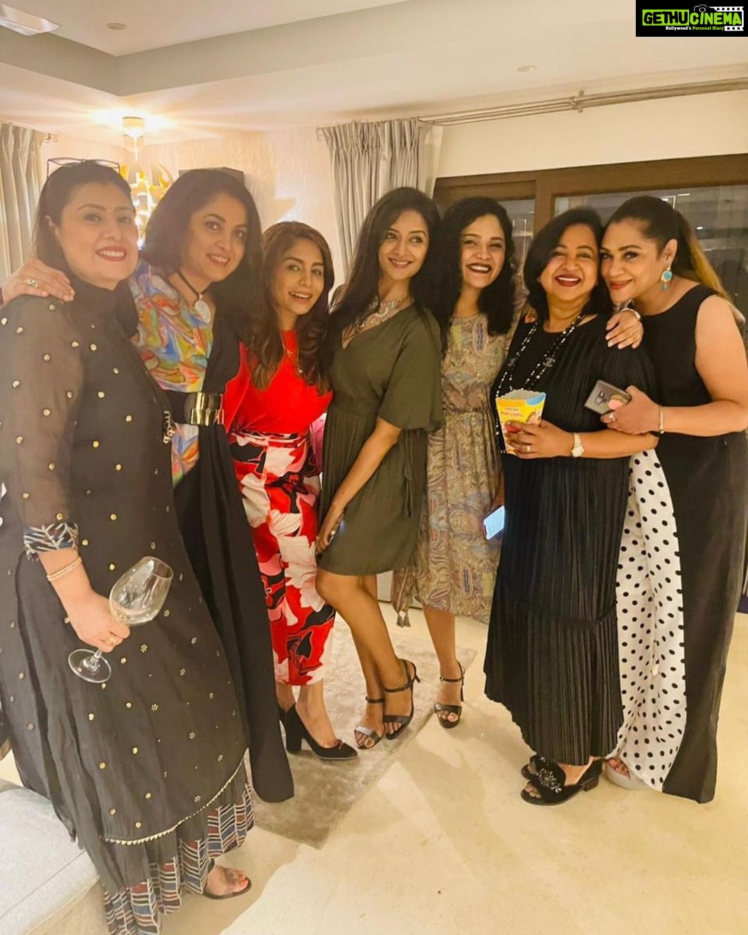 Vimala Raman - 10.1K Likes - Most Liked Instagram Photos