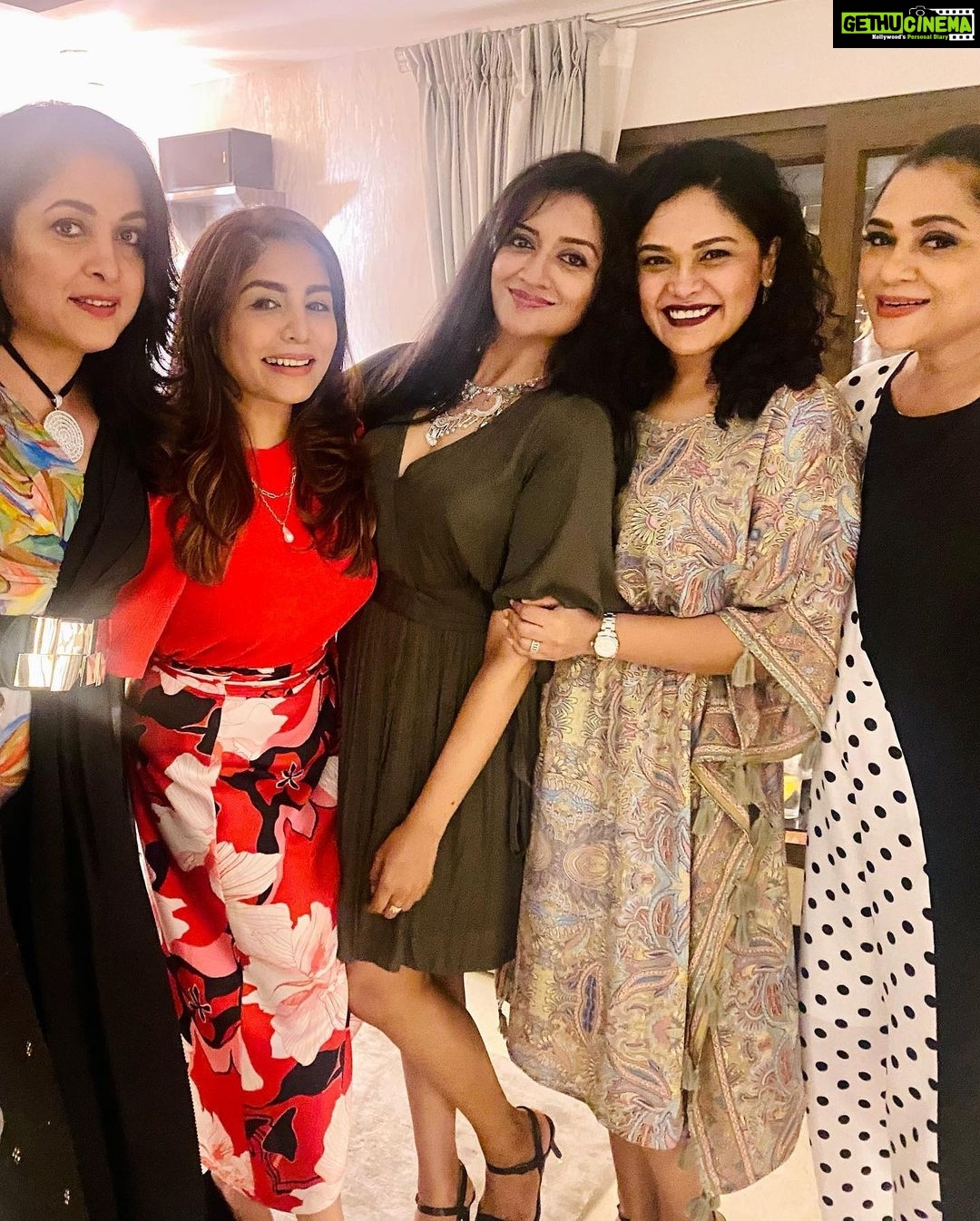Vimala Raman - 10.1K Likes - Most Liked Instagram Photos