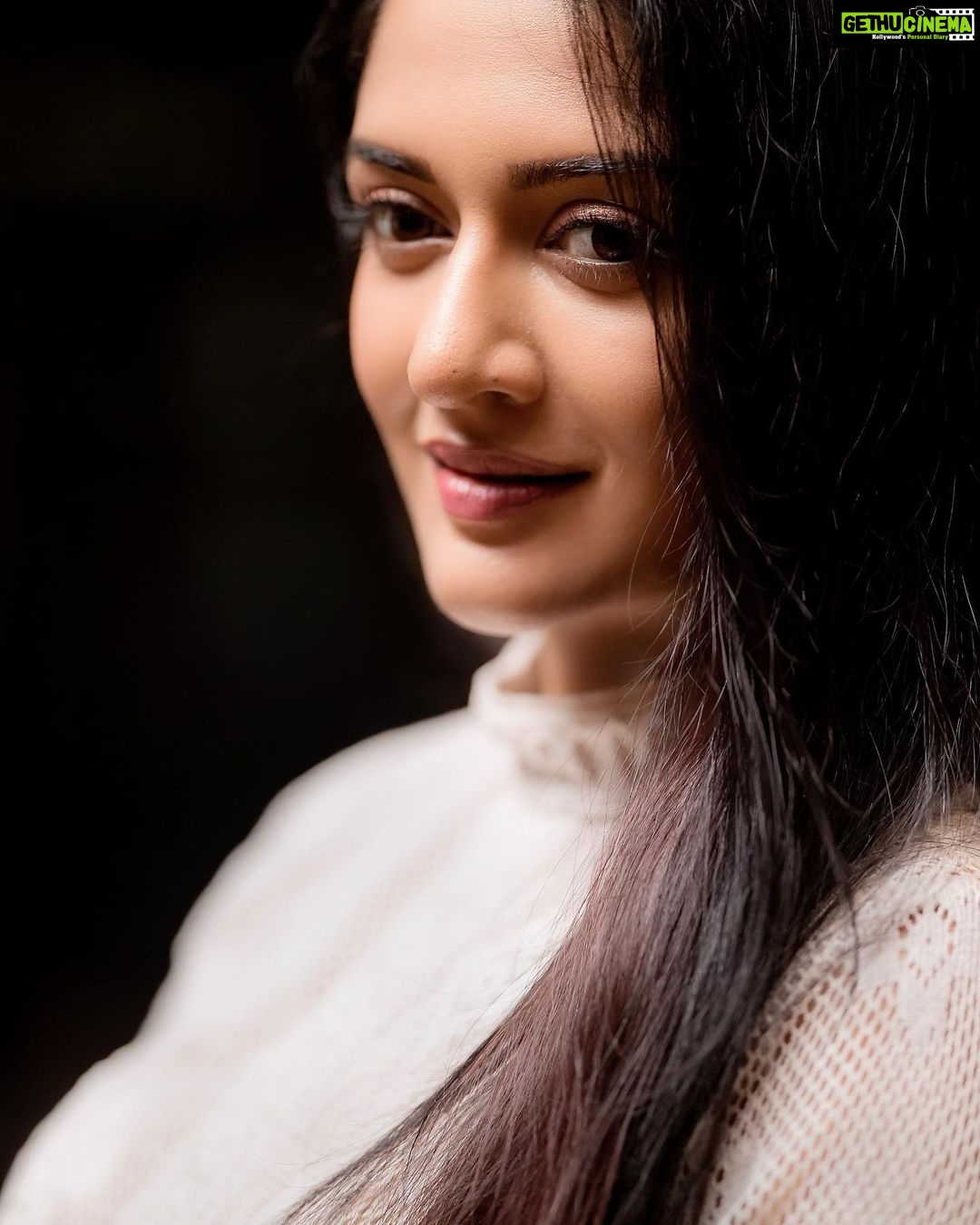 Vimala Raman - 10.6K Likes - Most Liked Instagram Photos