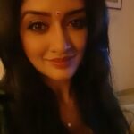 Vimala Raman Instagram - ✨ . . . #diwalidoneright #diwali #love #picoftheday #instagood #sunday #weekend #actor #actress #vimalaraman #lifeisbeautiful