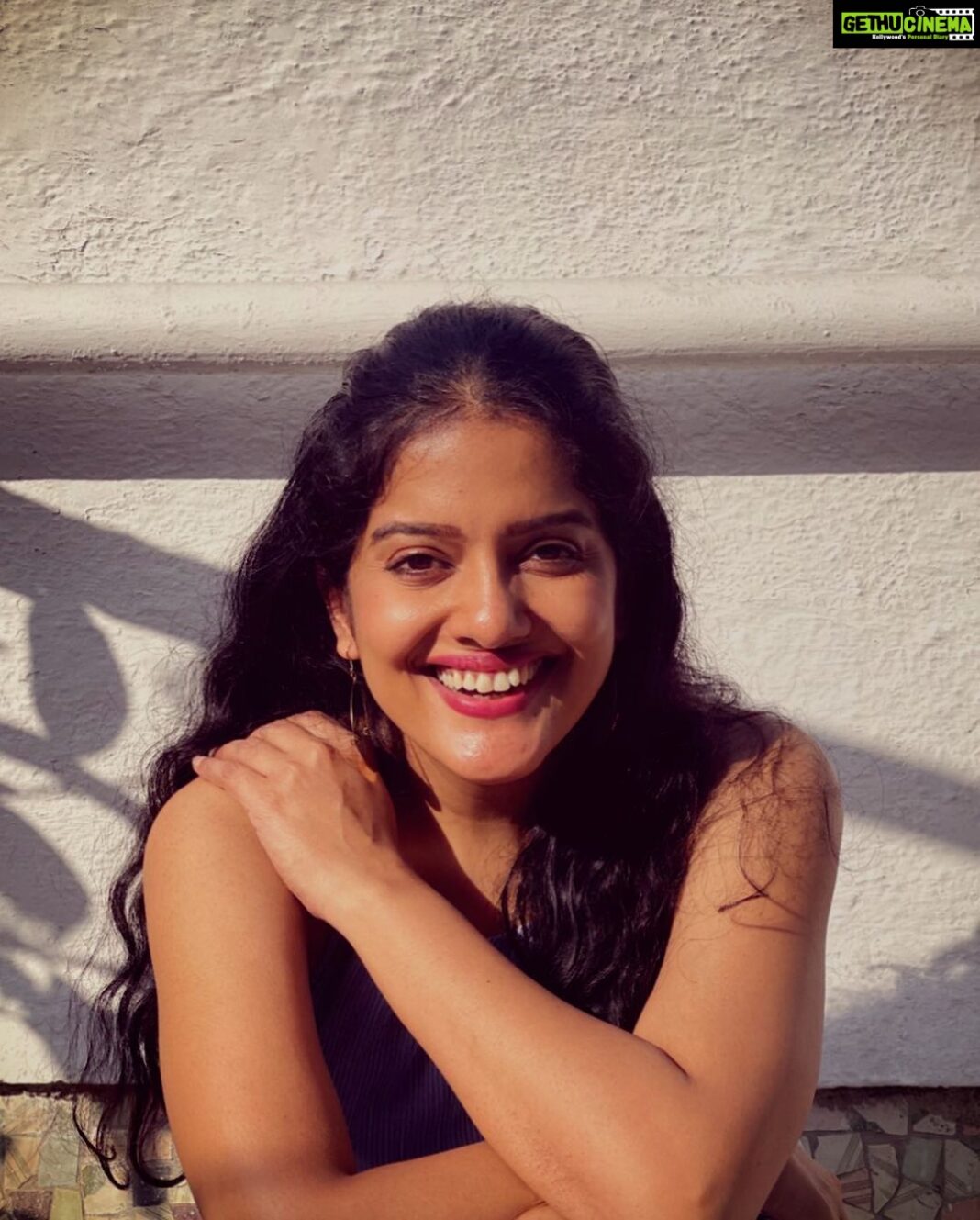 Vishakha Singh Instagram - Because this is the sunniest corner in the balcony .. Because this constitutes my ‘official outing’ of the day .. Because I don’t have any new pics to post .. . . . #LifeInALockdown #lifeinapandemic #Sunshine #Hope #instagram #OneDayAtATime #KeepItSimple #browngirlinthesunlalalalala