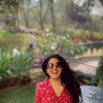 Vishakha Singh Instagram - I am the reason behind my smile. . . . #Dreamer #Believer #HardWork #Pause #Vacay #independent #solopreneur #Gratitude #HappyPeople #positiveattitude #Unfazed #selflove Pic credit : @f1demon