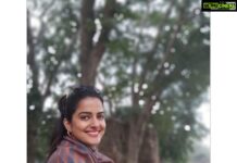 Vishakha Singh Instagram - People often misspell my name. So there! . . . . . . #Me #Myself #I #Solo #Musings #Earthy #EarthyTones #Olive #earthytones🍂🍃 #Rust #earth #Delhi #Solitude #vishakhasingh #Ainnvayinn New Delhi