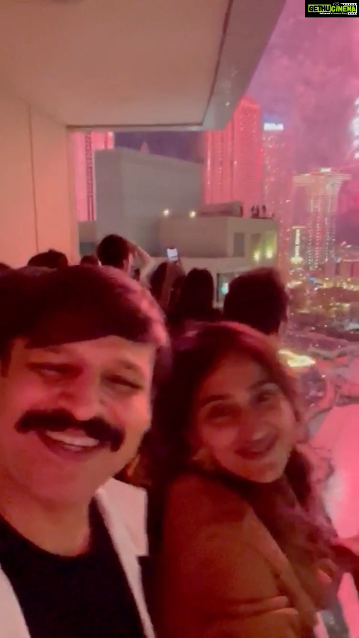 Vivek Oberoi Instagram - Done and dusted with the first 10 days of the year, but still hung on the #NewYearEve mode. Is this just me or are you feeling the same? #Dubai #newyear2022 #traveldairies Burj Khalifa
