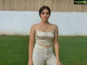 Wamiqa Gabbi Instagram - 🤍 कहूँ भी तो क्या कहूँ ?