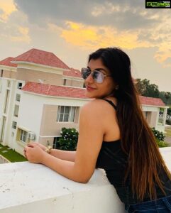 Yaashika Aanand Instagram - Helloooo 😉 

.
#swipeleft

.
.
.
.
.
.
.
.

.
.
#yash #yashika #yashikaaannand #biggboss #exlore #kollywood #fashion #iamk #dhuruvangalpathinaaru #zombie #kadamaiyaisei
