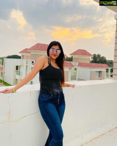 Yaashika Aanand Instagram - Helloooo 😉 

.
#swipeleft

.
.
.
.
.
.
.
.

.
.
#yash #yashika #yashikaaannand #biggboss #exlore #kollywood #fashion #iamk #dhuruvangalpathinaaru #zombie #kadamaiyaisei