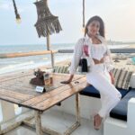Yaashika Aanand Instagram - Photo dump 🤍🏖😮‍💨 … just me and the ocean .#allwhite #ootd #swipeleft and comment your fav (1,2 or 3 ) 😉. 📸@umapathyramaiah 😶‍🌫️
