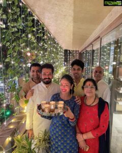 Yami Gautam Instagram - दीपावली की शुभकामनाएँ 🪔🙏🏻