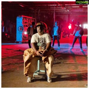 Yogi B Instagram - BTS #ThaniVazhi music video shoot. 
#Darbar