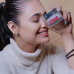 Yuvika Chaudhary Instagram - I am in love with the new L'Oreal Paris Crystal Gel Cream. It's already become a holy grail product, powered with pure salicylic acid the cream penetrates 10 layers deep for crystal clear skin as well as minimizes pores. Highly recommend trying out this one. Let me know in the comments if you have already tried! #yuvikachaudhary #AD #CrystalRevolution @lorealparis