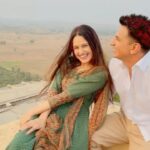 Yuvika Chaudhary Instagram – #reelitgeelit #yuvikachaudhary #princenarula #privika #filmy #bollywoodsongs  @cottonsjaipur @sonisapphire  @cottonpiesjutti