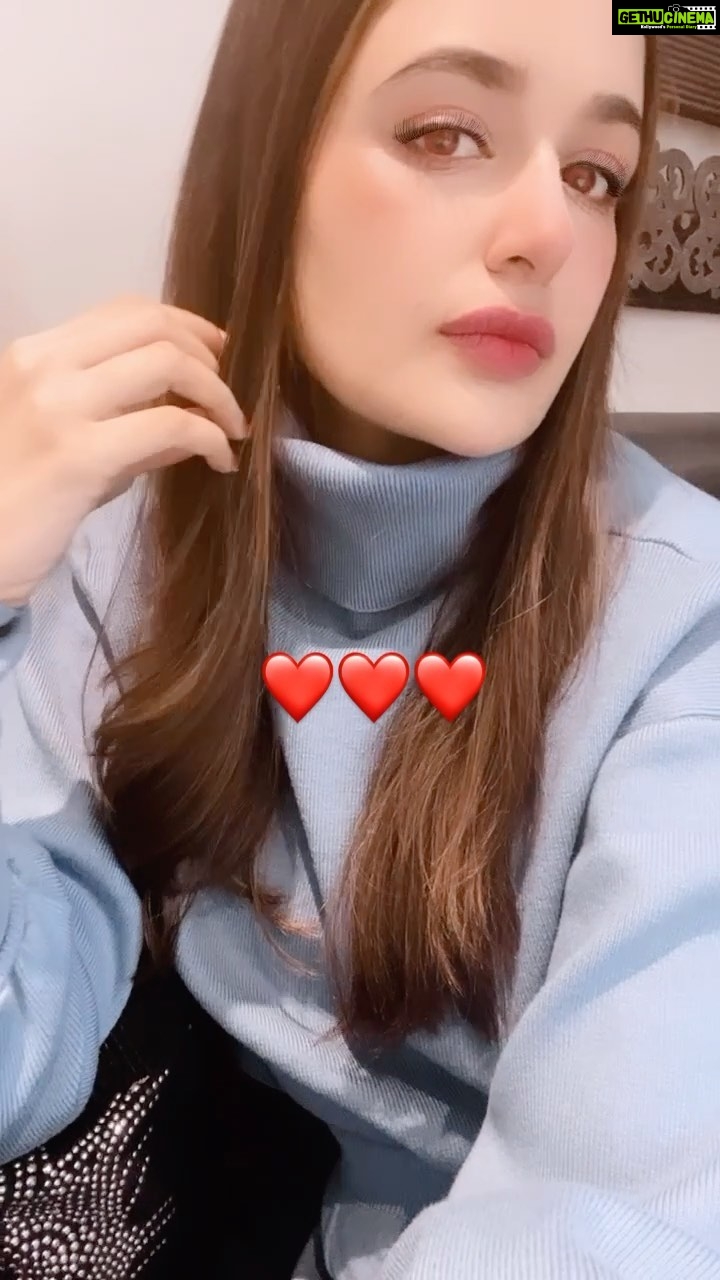 Yuvika Chaudhary Instagram - #reelitfeelit #love #life #thankyougod🙏 #cute #somg #yuvikachaudhary #tbt #fashion #2021goals