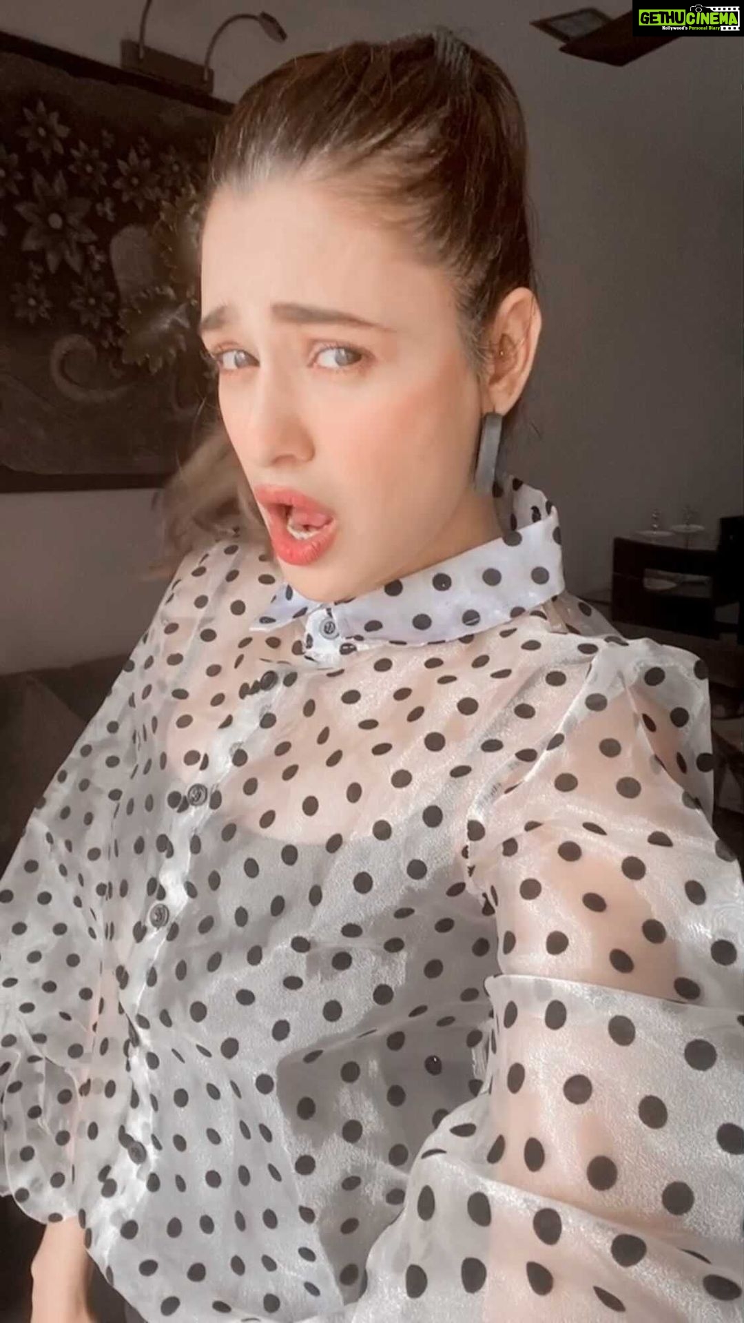 Yuvika Chaudhary Instagram - 🤭😍#yuvikachaudhary #yuvika