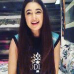 Yuvika Chaudhary Instagram – #SabseSaste5Din #IndiaChalaShopping #24HrFacebookLive @big.bazaar c u at 2mo at big bazaar facebook page 2mo at 10