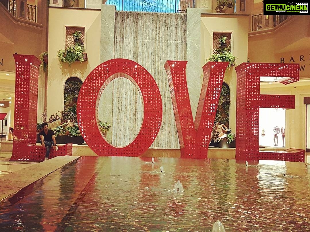 Aadhi Pinisetty Instagram - #Loveeeeee #Art Installation!!