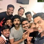 Aadhi Pinisetty Instagram - Here we goooo #IND ...Time t burst sum crackers✨✨ #BleedBlue only Blueeeeeeeeeeeeeeeeeeeeeeeee!! #O2 gym nungambakkam ;)