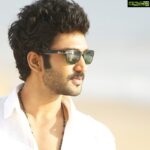 Aadhi Pinisetty Instagram – See d Sea!!