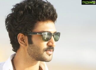 Aadhi Pinisetty Instagram - See d Sea!!