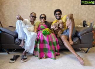 Aadhi Pinisetty Instagram - Family and festivities! ✨ #HappyUgadi #MyCoolFamily 😎😂